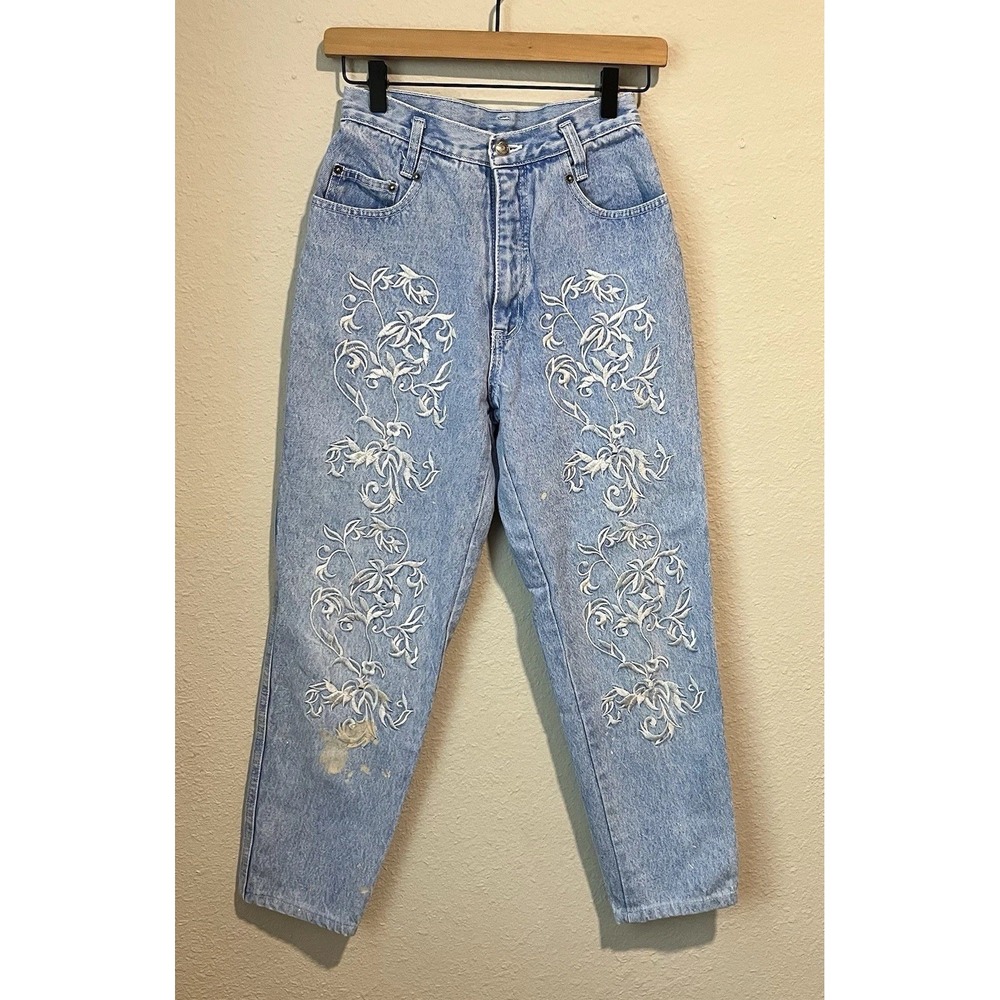 Vintage D'Mode Classix Women's Jeans Size 7/8 Embroidered Light Wash Mom Jeans